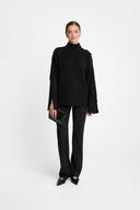 Golf Miss Buttoned Black