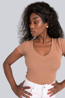 T-shirt Miss Womanly Camel