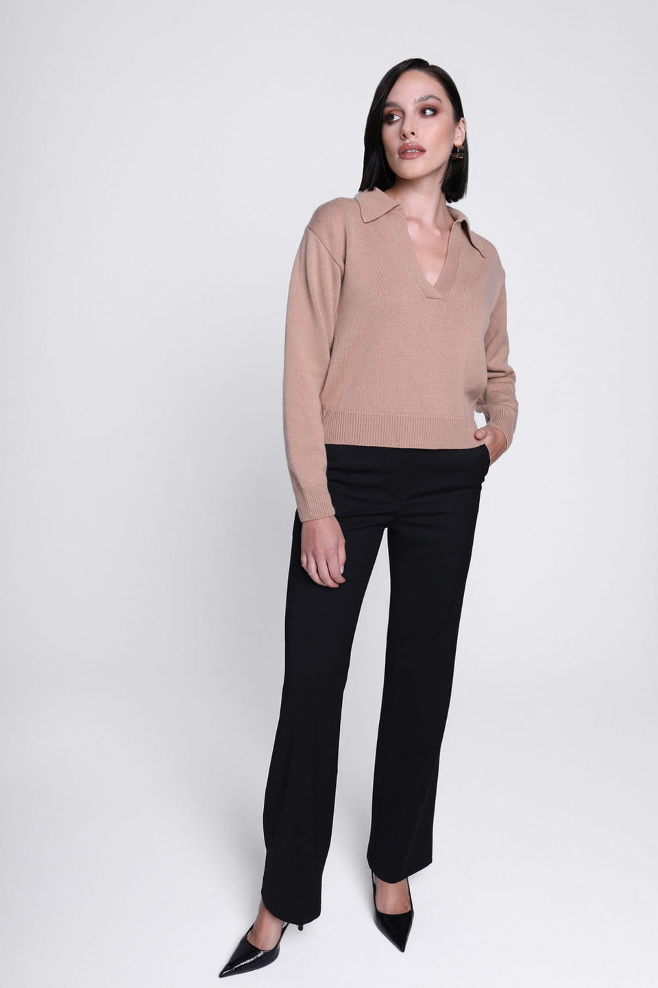 Miss Effortless Pullover in Camel