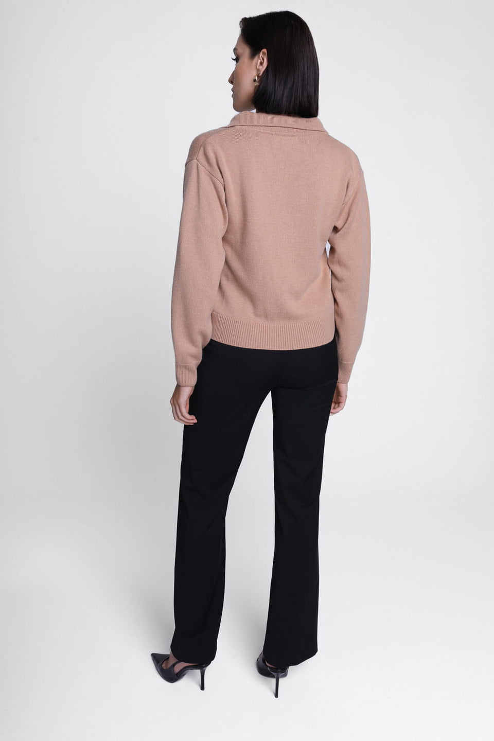 Miss Effortless Pullover in Camel