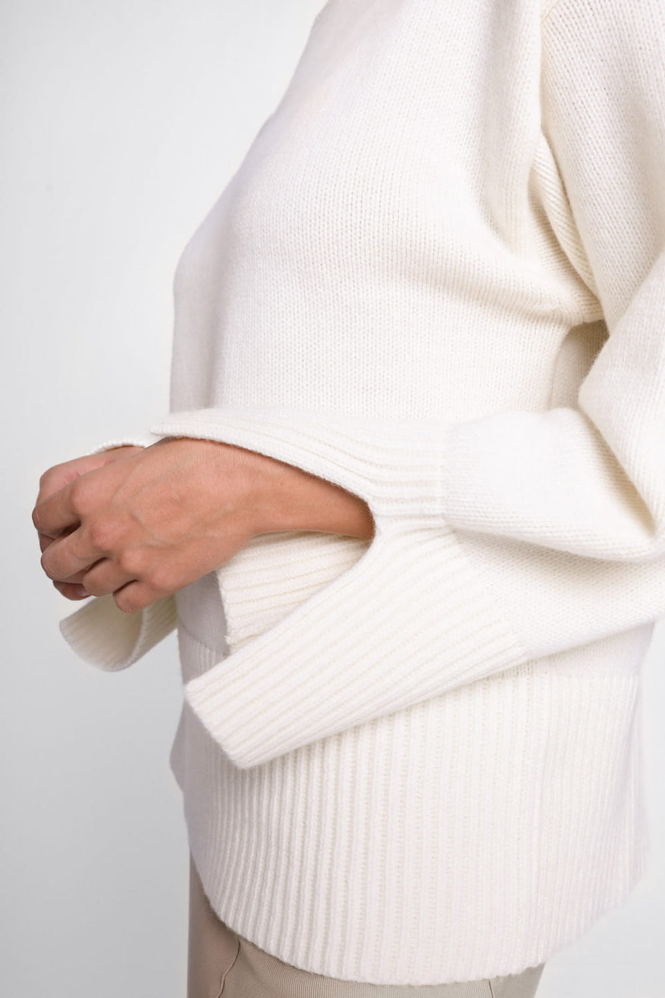 Miss Buttoned Off-White T-shirt