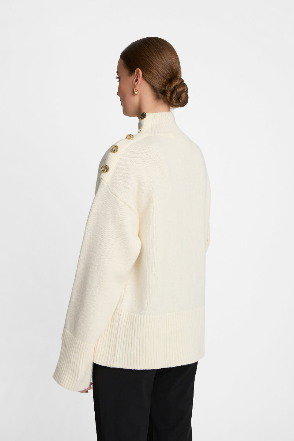 Miss Buttoned Off-White T-shirt