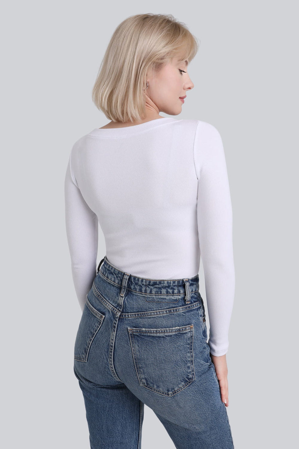 Miss Womanly White Long-Sleeved Top
