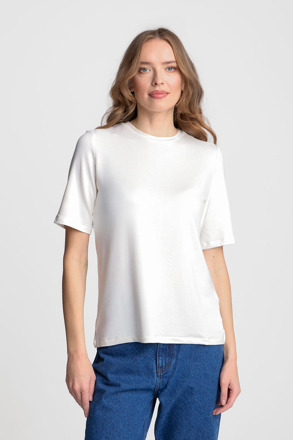 Miss Everyday Off-White T-shirt