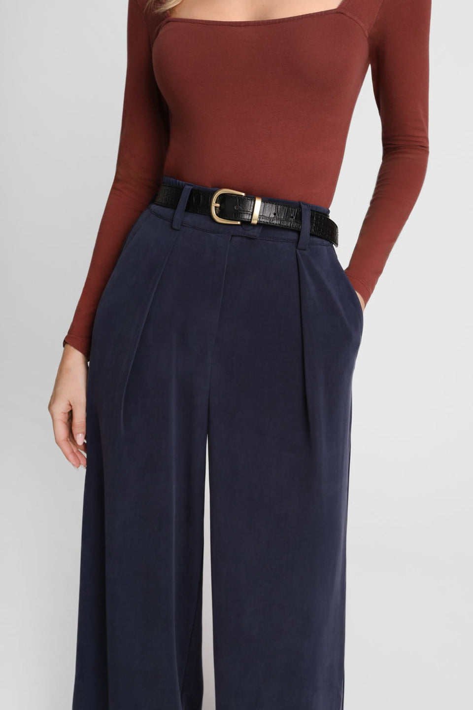 Miss Daily Navy Trousers