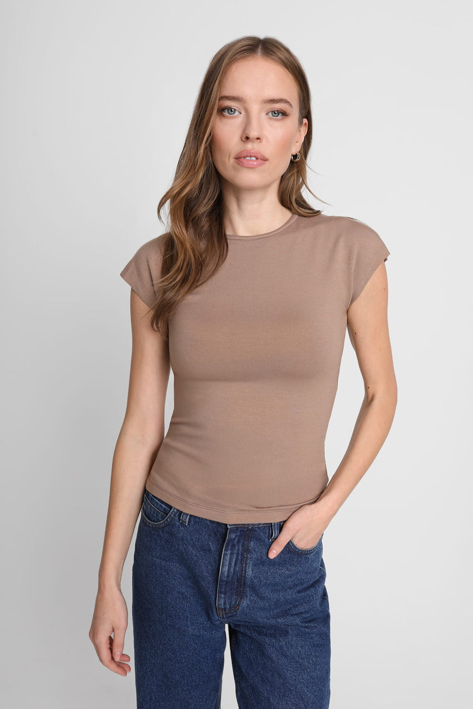 Miss Sleek Cappuccino T-shirt