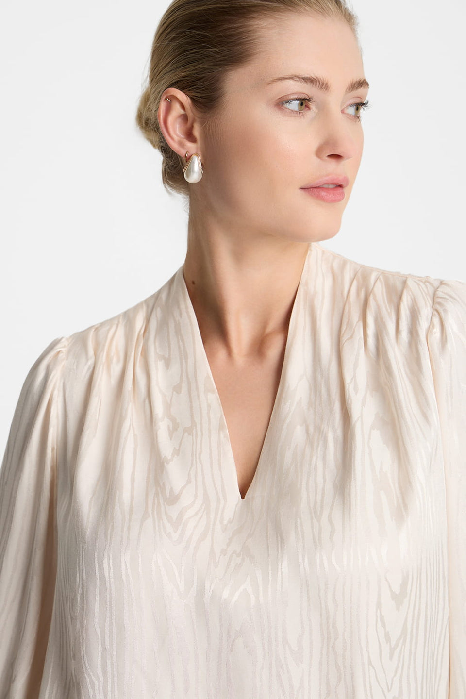 Miss Charming Cream Blouse