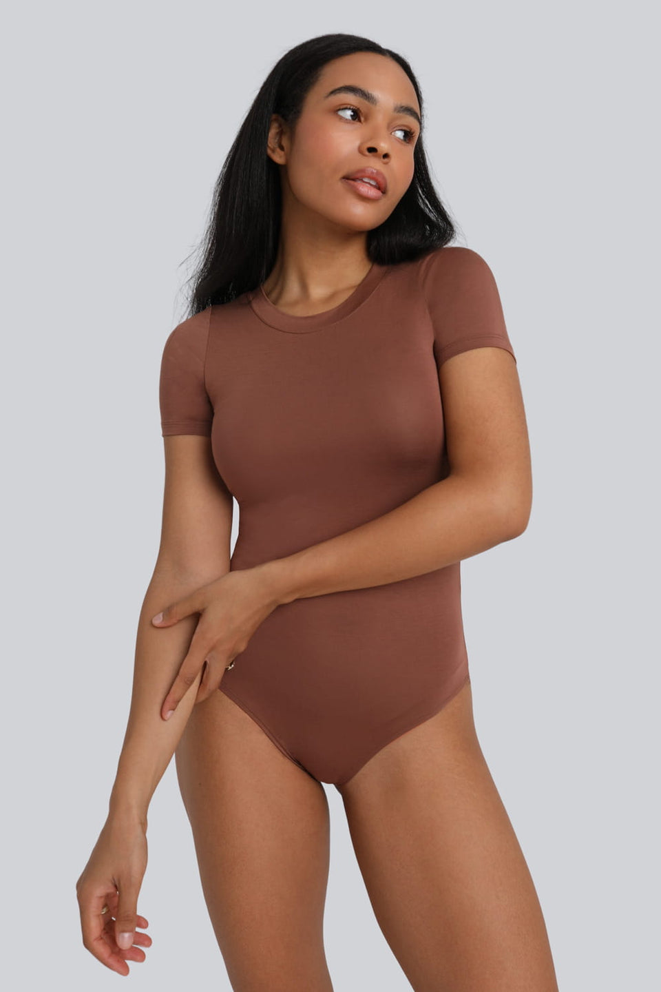 Miss Invisible Short-Sleeved C-Neck Bodysuit – Chocolate