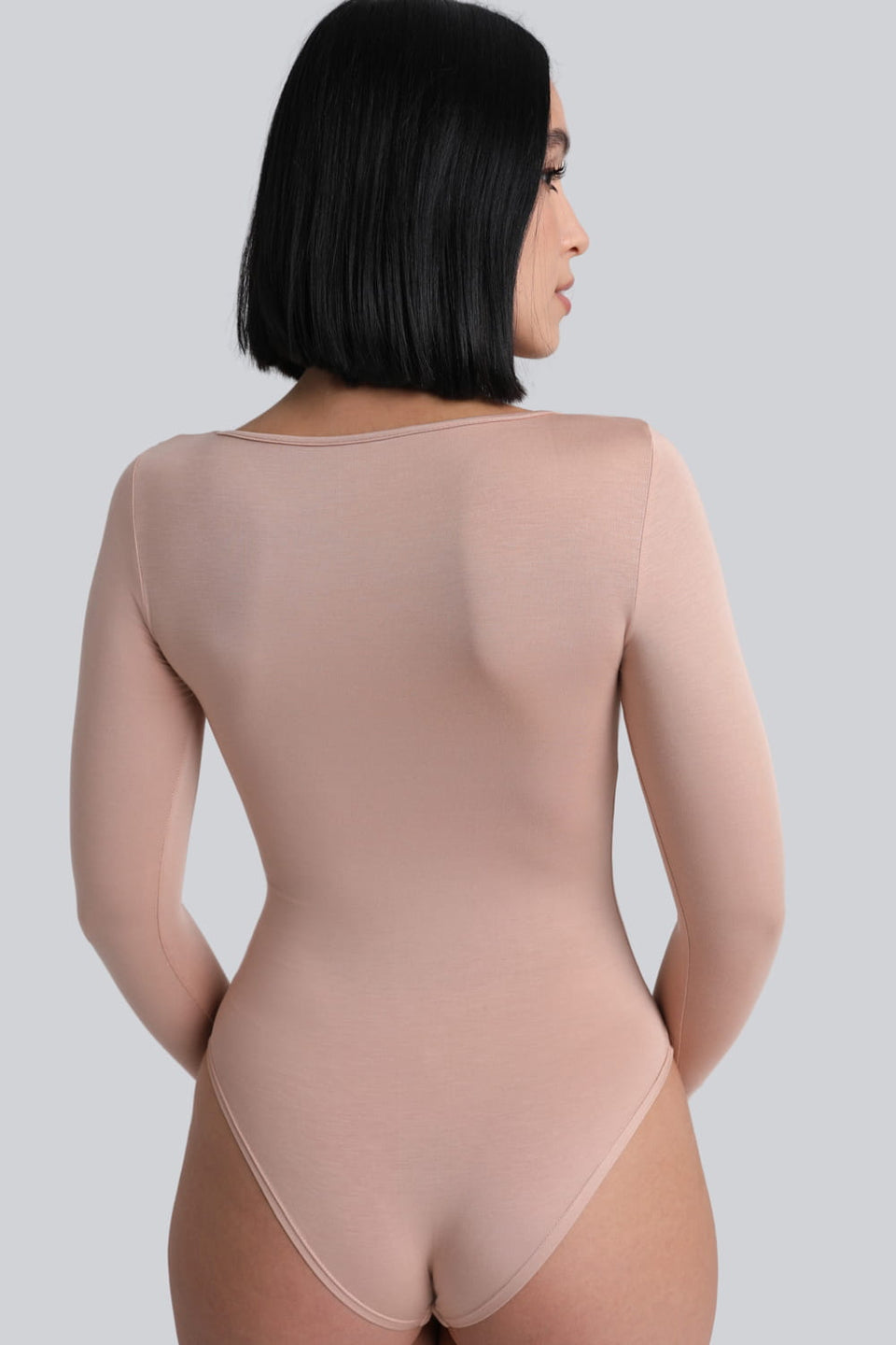 Miss Invisible Long-Sleeved U-Neck Bodysuit – Cappuccino