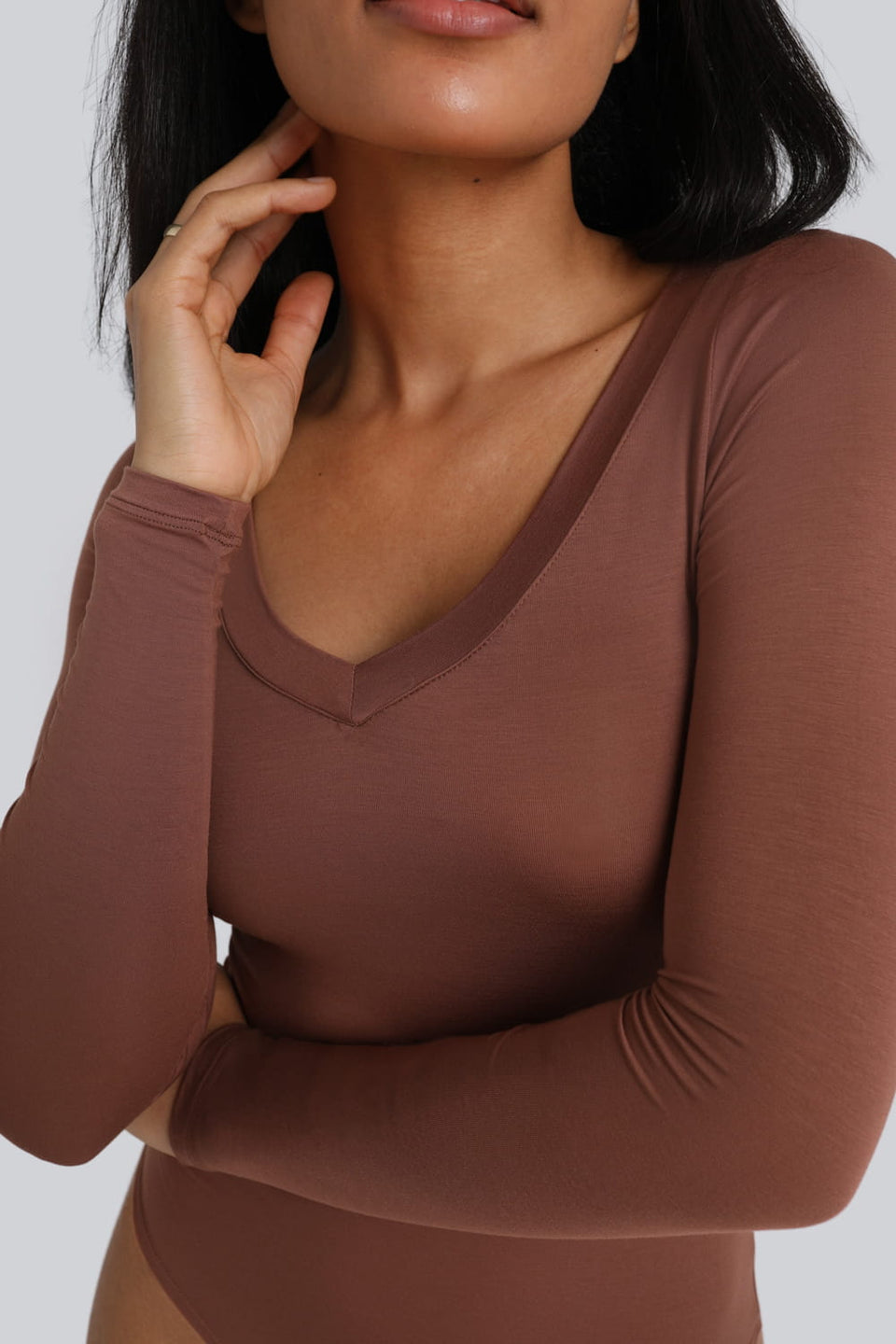 Miss Invisible Long-Sleeved V-Neck Bodysuit – Chocolate