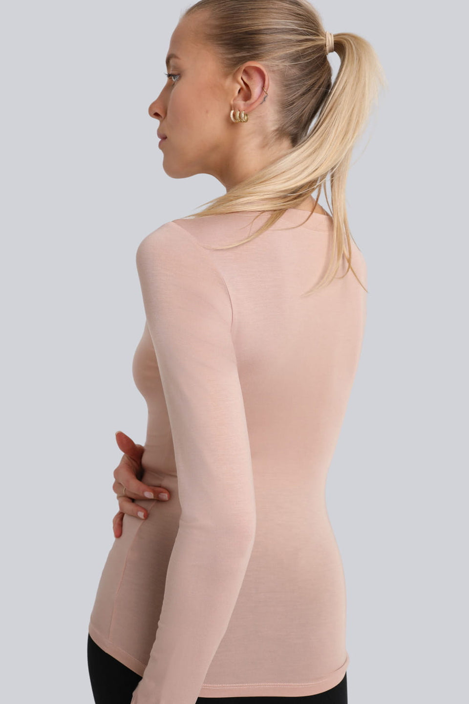 Miss Invisible C-neck long-sleeved top in Cappuccino