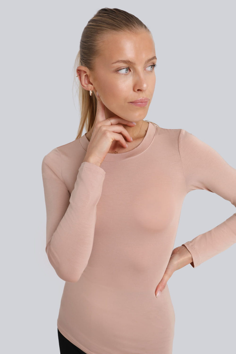 Miss Invisible C-neck long-sleeved top in Cappuccino