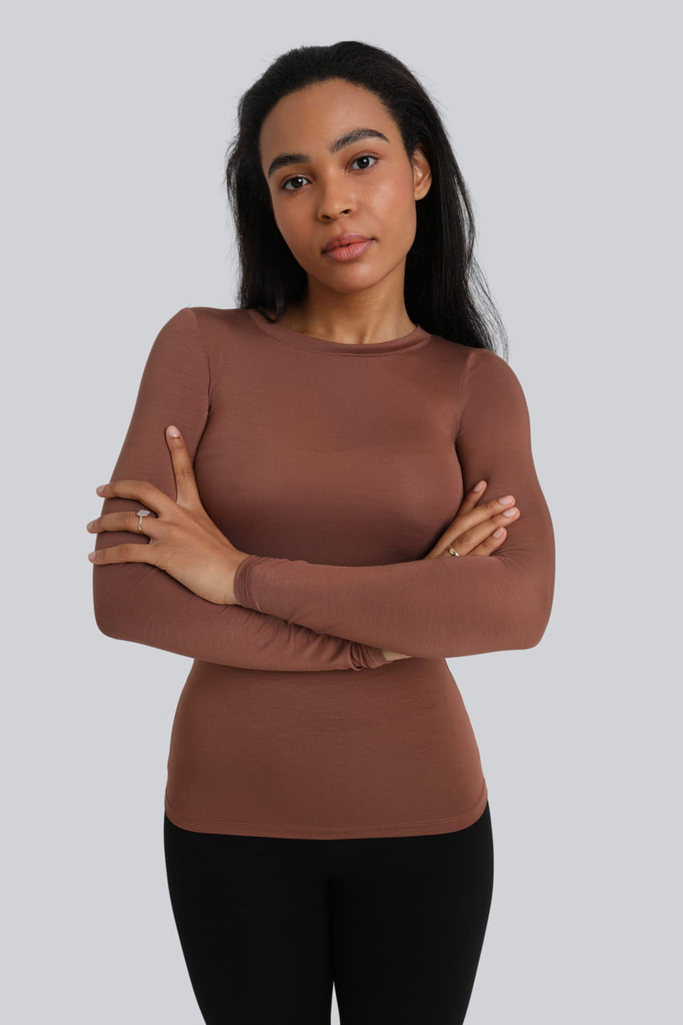 Miss Invisible C-neck long-sleeved top in chocolate