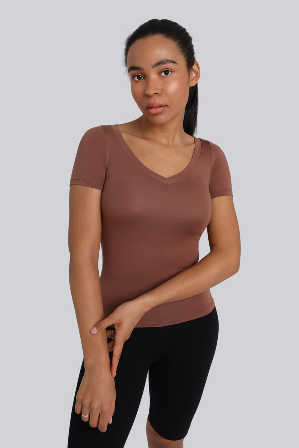 Miss Invisible V-neck T-shirt in Chocolate