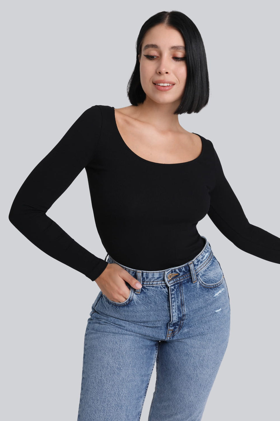 Miss Delicate Black Long-Sleeved Top