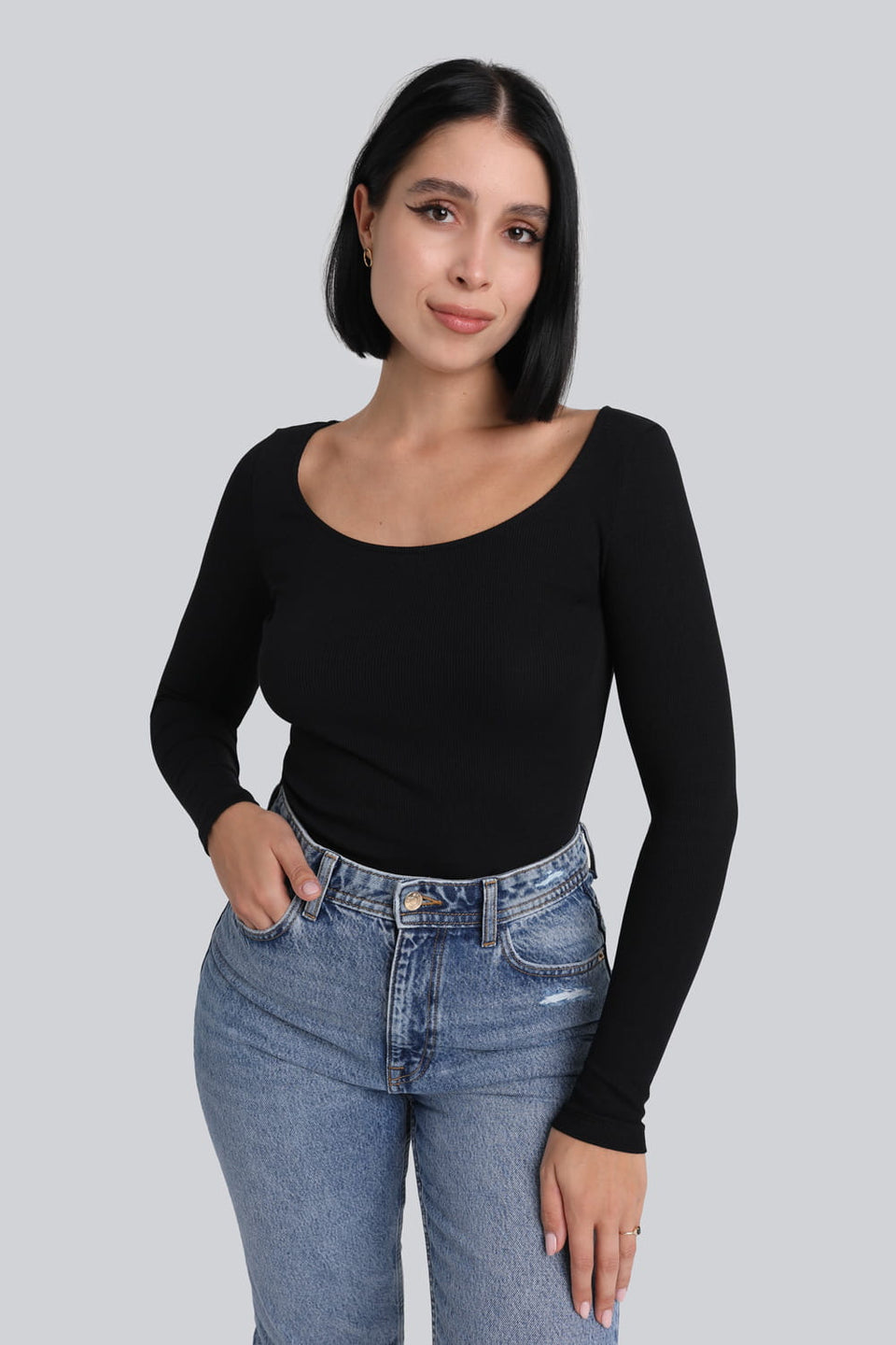 Miss Delicate Black Long-Sleeved Top