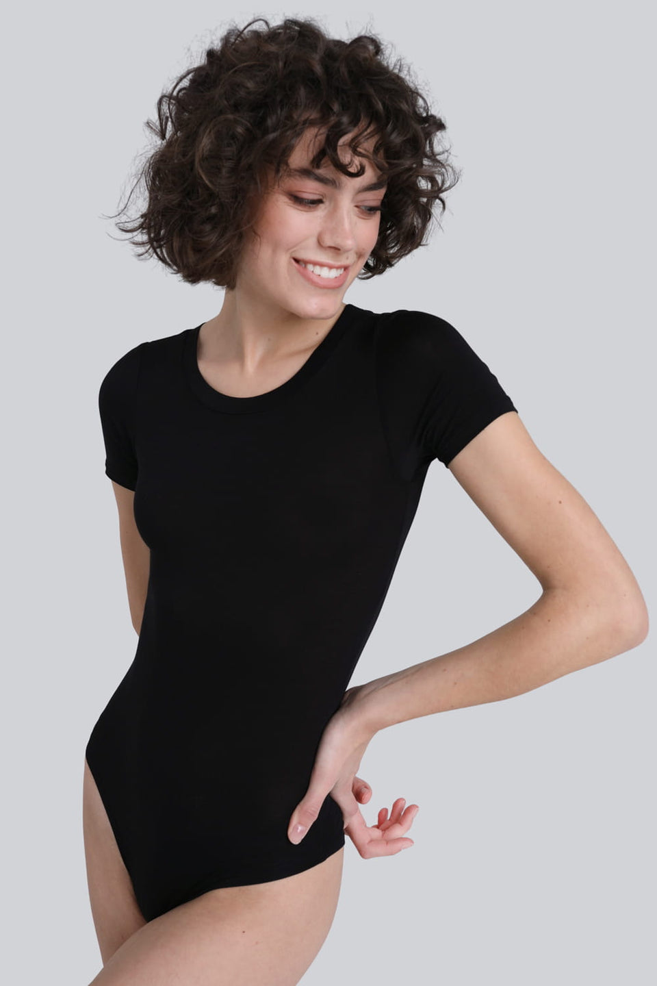 Miss Invisible Short-Sleeved C-Neck Bodysuit – Black