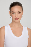 Top Miss Ribby White
