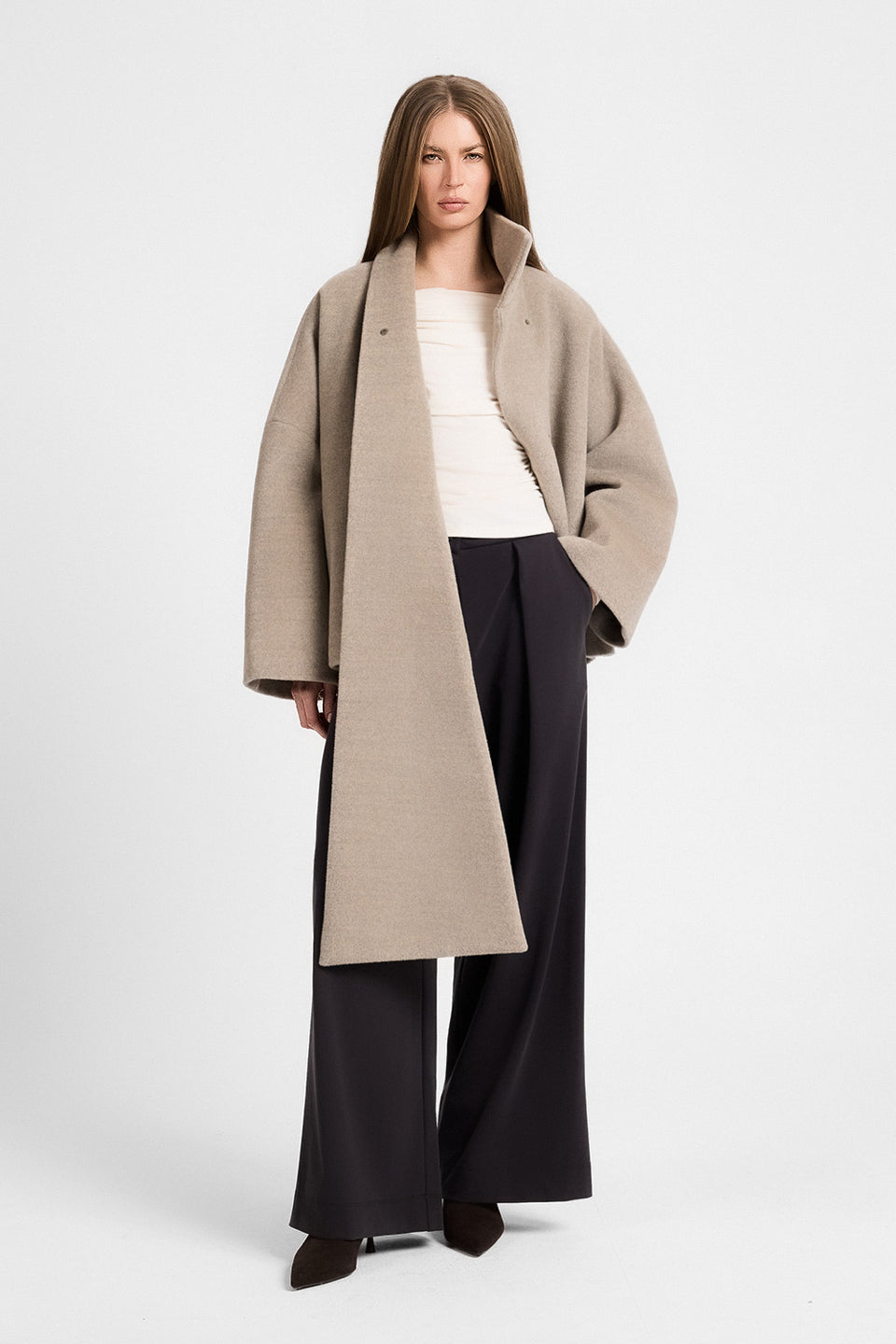 Miss Plaza Taupe Jacket