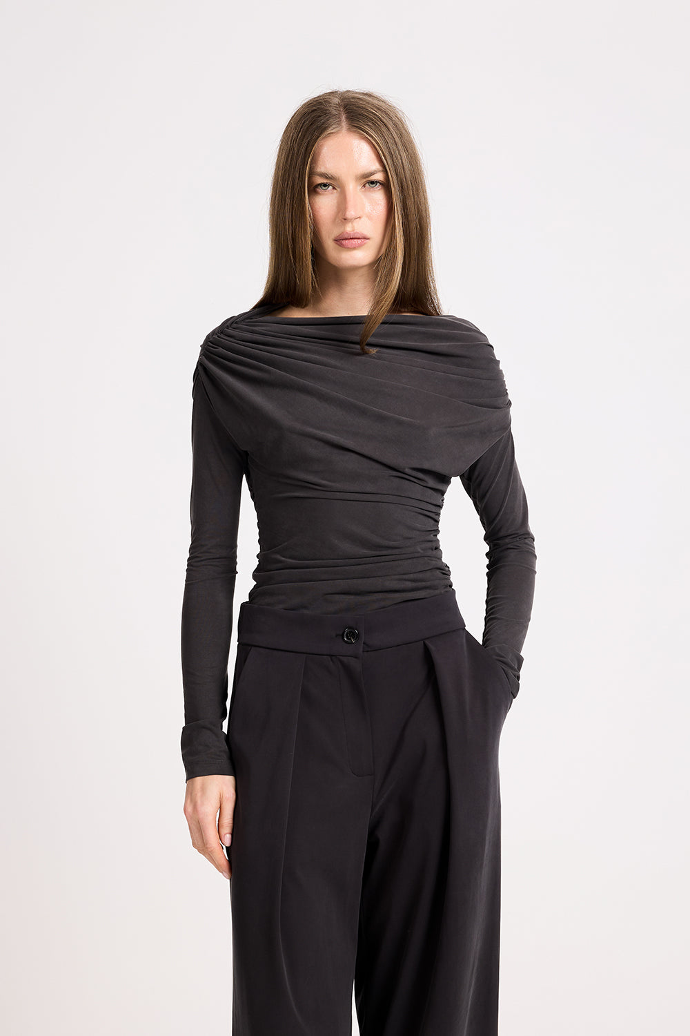 Longsleeve Miss Ari Graphite