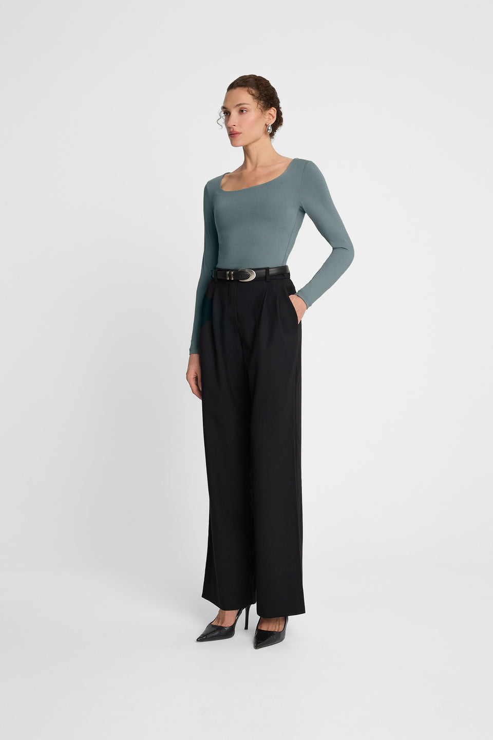 Miss Wonder Olive long-sleeved top