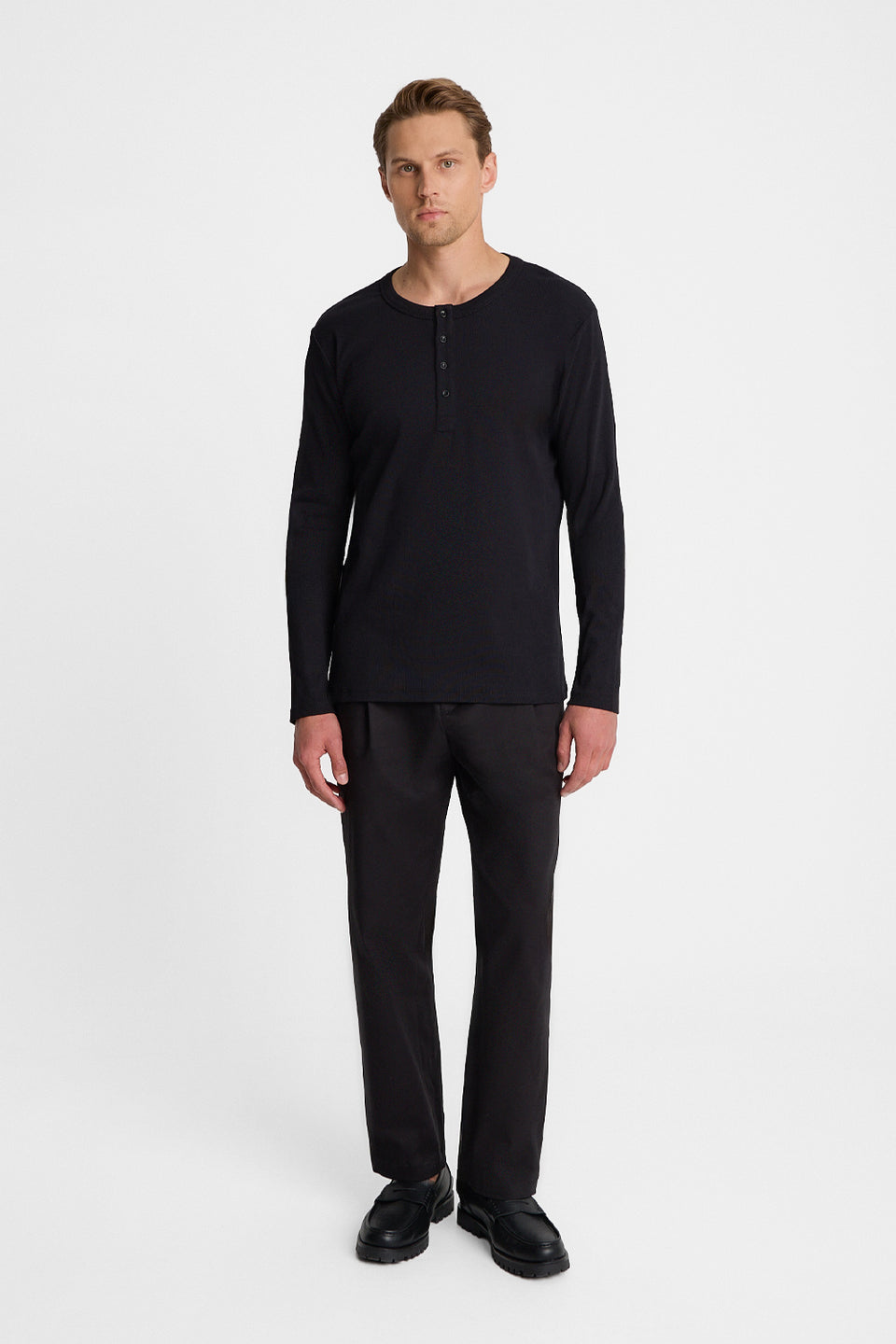 Mr Axis Black Long-Sleeved Top