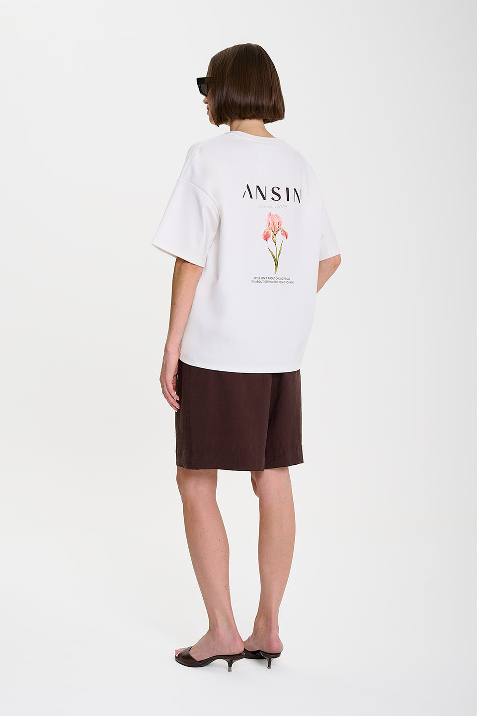 Miss Iris Off White 01 T-shirt