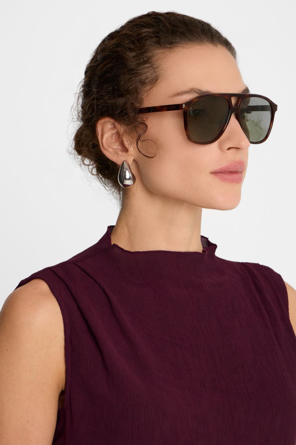 Top Miss Pleated Burgundy