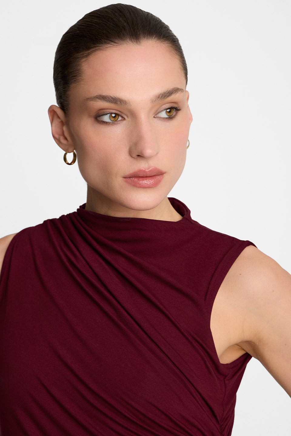 Top Miss Sculptural Burgundy
