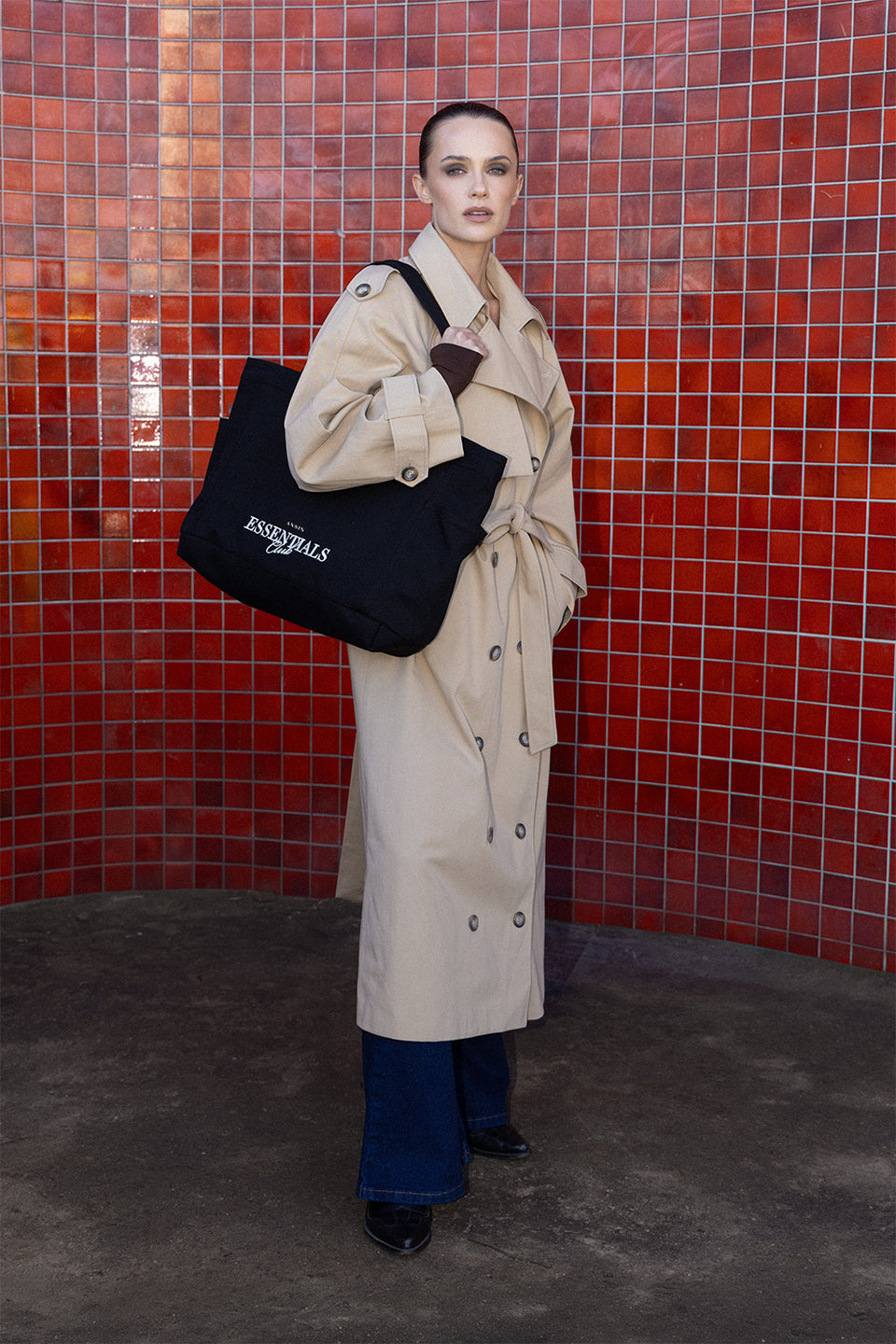 Miss Essence Black Bag